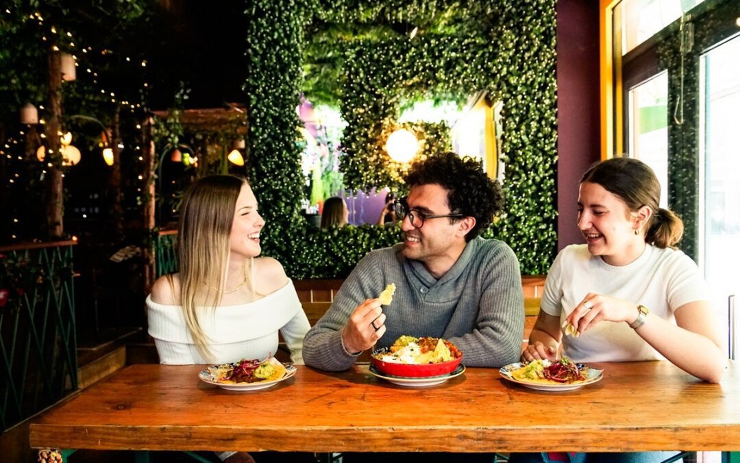 Passeio gastronómico no bairro de De Pijp, em Amesterdão
